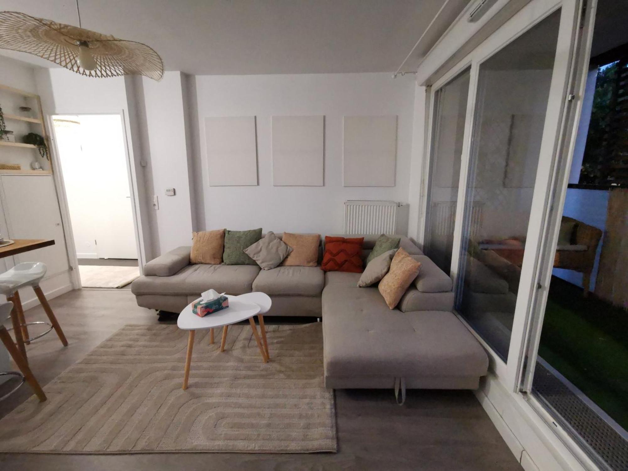 Le Cocon De Bondy Apartment Luaran gambar